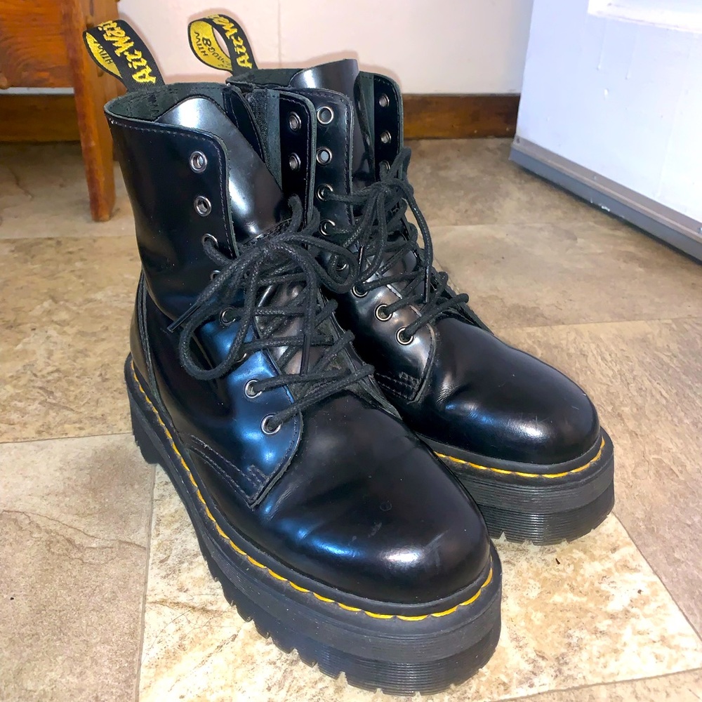 Platform doc martins